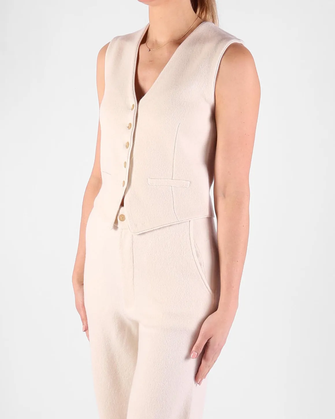 GUEST IN RESIDENCE Gilets