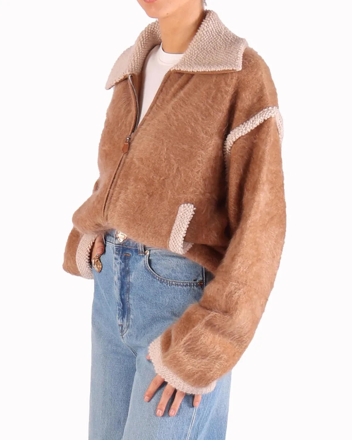 GUEST IN RESIDENCE Vesten